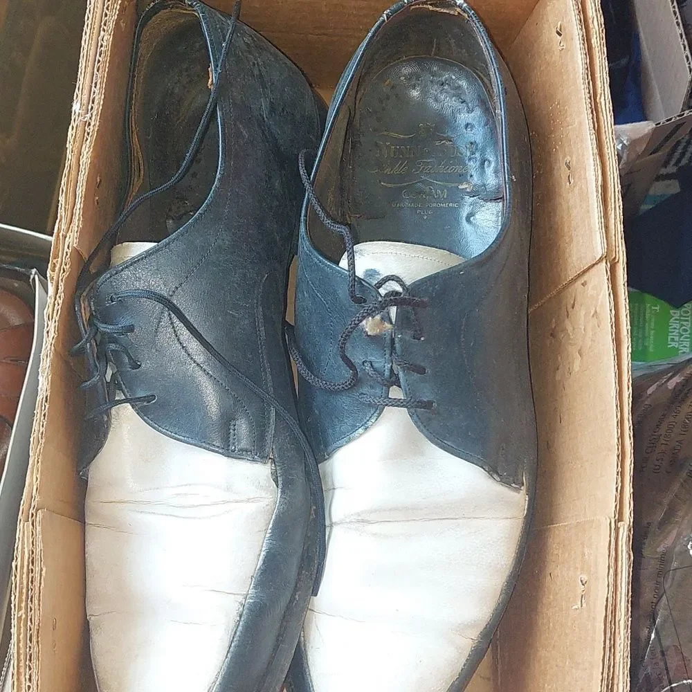 Vintage Nunn Bush Shoes